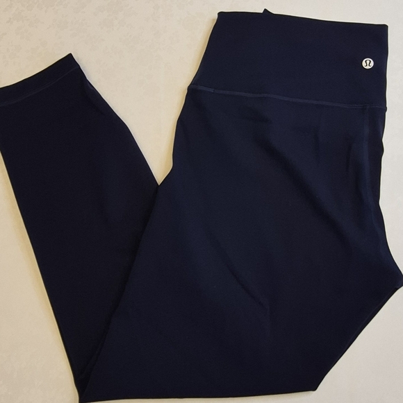 lululemon athletica Pants - Lululemon Wunder Under Leggings True Navy Sz 12 Luxstreme 25" Inseam
